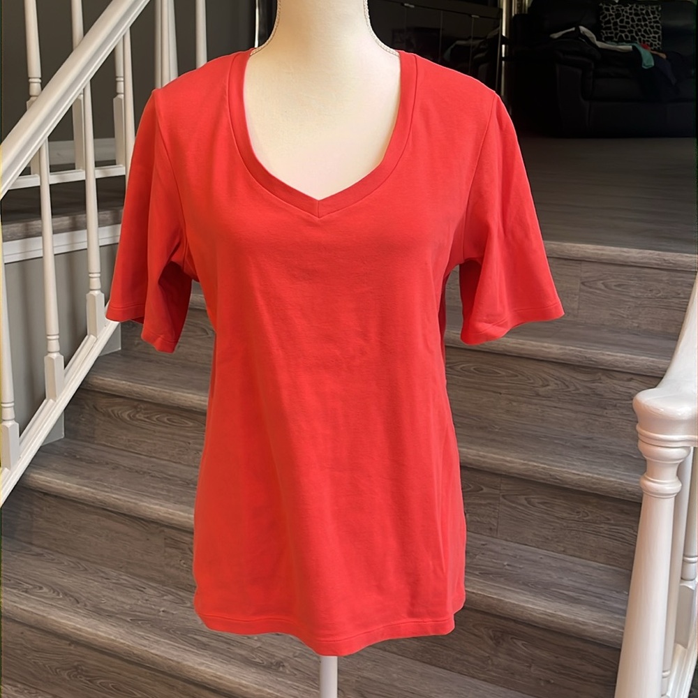 Chico's Orange Short Sleeve V-Neck Tee